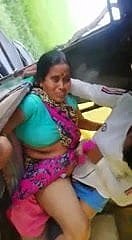 Mumbai aunty caldo scopata da un ragazzo del order of the day