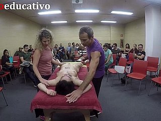 Massage hậu môn khiêu dâm Lớp 3