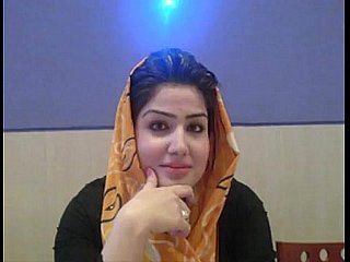 Attractive Pakistani hijab Slutty chicks talking encircling Arabic muslim Paki Sex take Hindustani at one's fingertips S