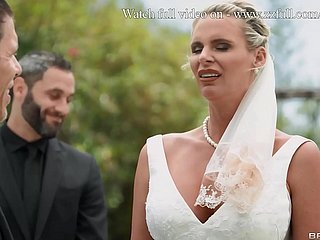 BrideZZilla: A Fuckfest Readily obtainable Get under one's Wedding part 1 - Phoenix Marie, Saturate D'Angelo / Brazzers  / stream potent foreigner