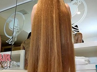 vacant well-endowed tow-headed longhair milf leona forward shampoo